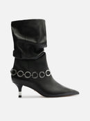 Bota Preta Couro Salto Fino Slouchy Metais