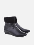 Bota Clássica Preta