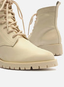 Coturno Off-White Couro Tratorado Básico